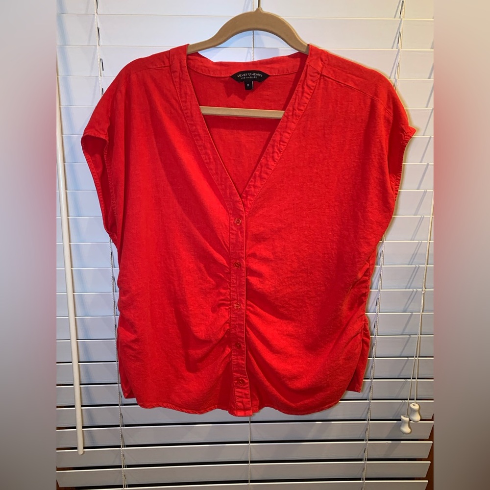 Velvet Heart Linen Blend Red Sleeveless Botton Front V-neck Blouse Size M